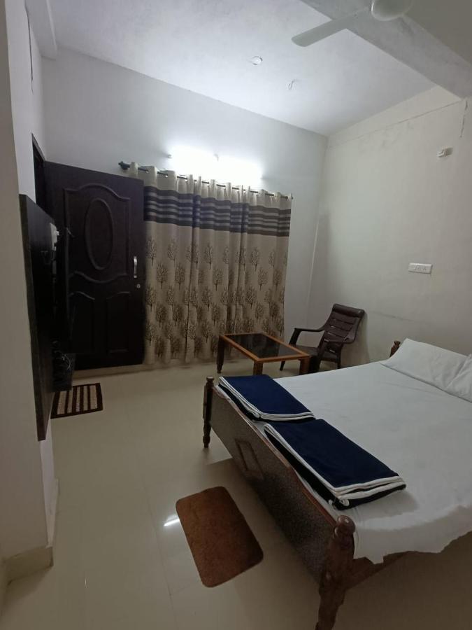 M Cube Service Apartment *